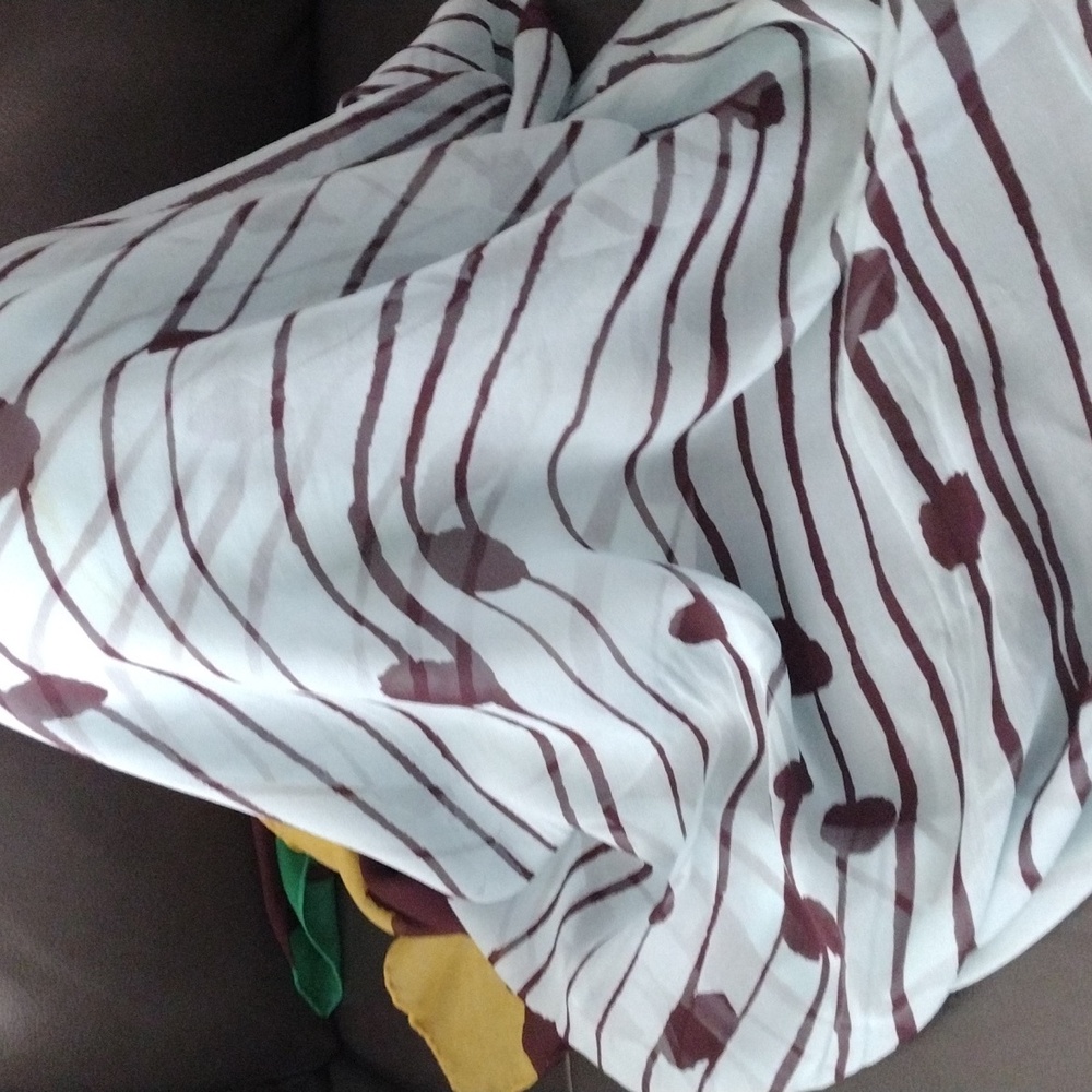 Diane Von Furstenberg scarf - Picture 4 of 7